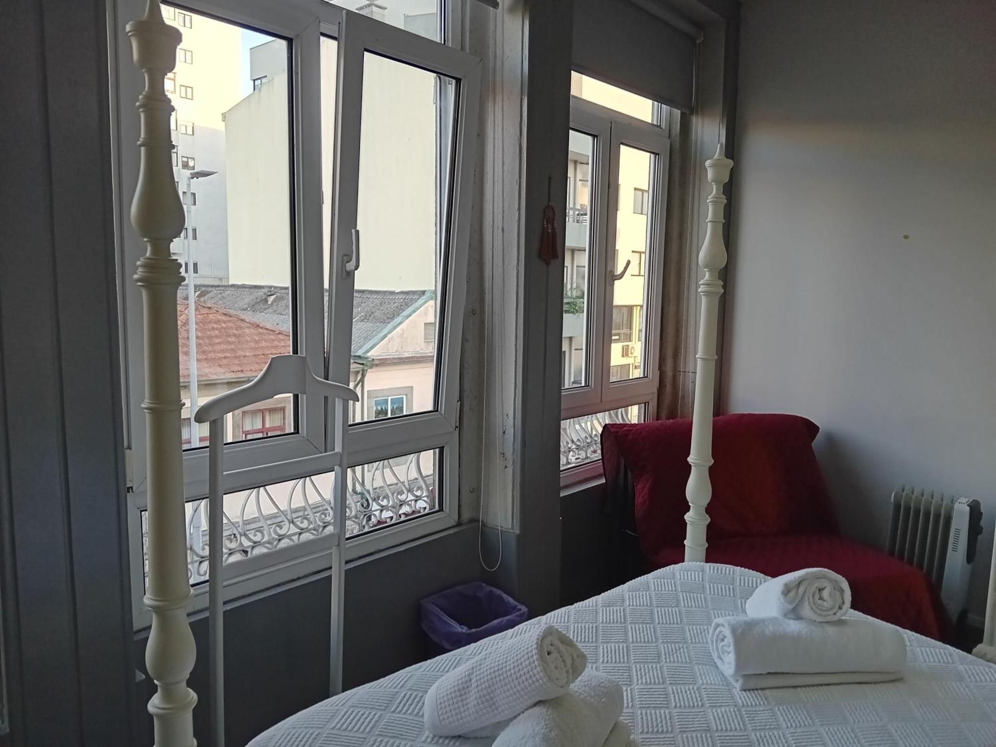 Guest House Antero De Quental Порто Екстериор снимка