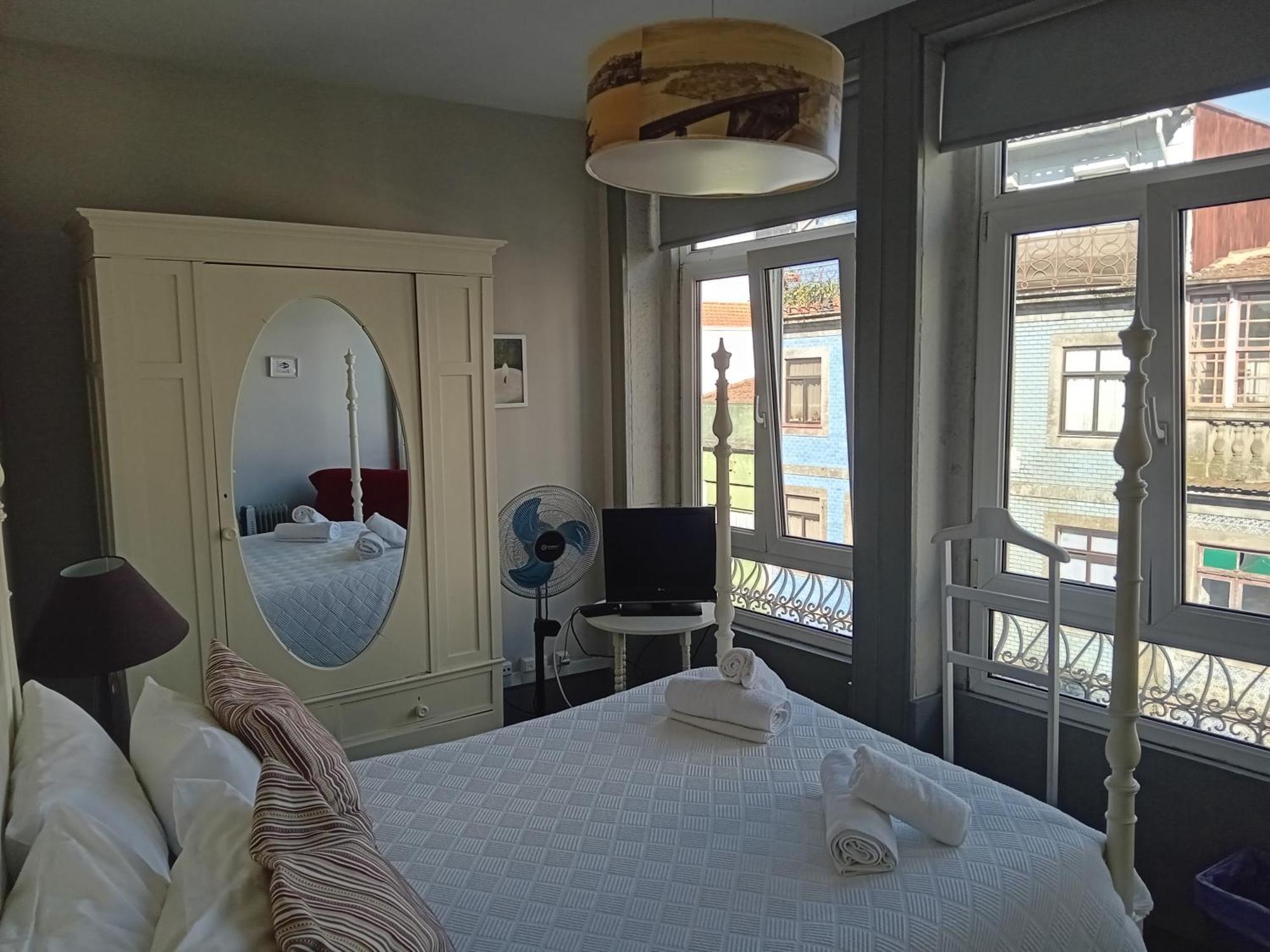 Guest House Antero De Quental Порто Екстериор снимка